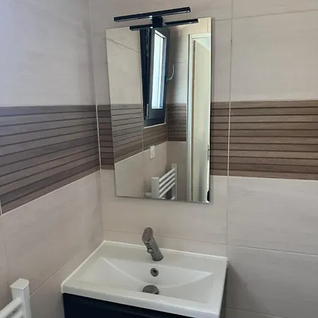 Maison Avec Jardin Le Refuge Urbain Hébergement de vacances *