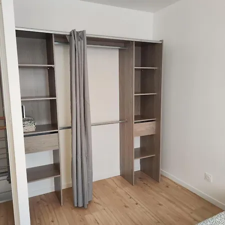 Holiday home Maison Avec Jardin Le Refuge Urbain *