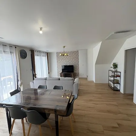 Maison Avec Jardin Le Refuge Urbain بيت للعطل *